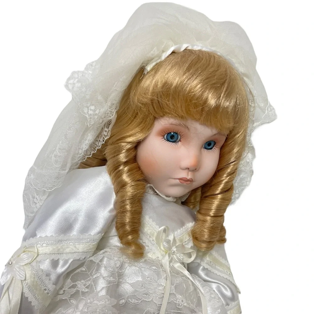 Vintage Doll Porcelain Lace Dress Ellie Bridal Wedding Collectible Vintage Toys